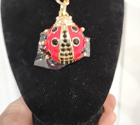 💛🔹️Piper K 🔹️Elegant Gold Necklace with Red Ladybug Pendant - Picture 8 of 9